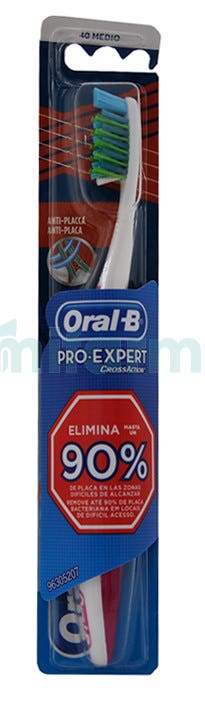 Oral B Pro Expert Crossaction Cepillo Medio